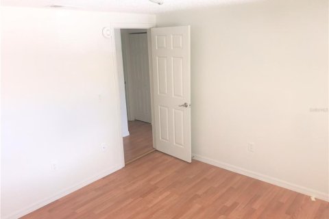 Villa ou maison à louer à Bradenton, Floride: 2 chambres, 72.46 m2 № 2349376 - photo 9