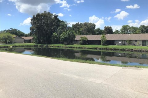 Villa ou maison à louer à Bradenton, Floride: 2 chambres, 72.46 m2 № 2349376 - photo 19