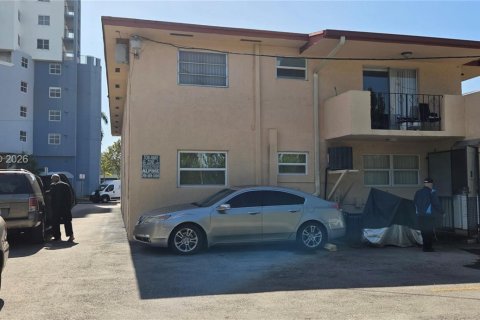 Купить коммерческую недвижимость в Майами, Флорида № 2010824 - фото 4