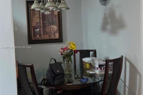 Купить коммерческую недвижимость в Майами, Флорида № 2010824 - фото 9