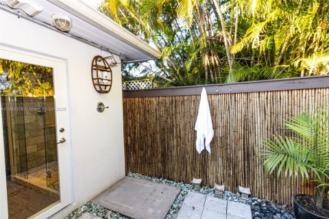 Villa ou maison à vendre à Fort Lauderdale, Floride: 4 chambres, 153.2 m2 № 1941971 - photo 22