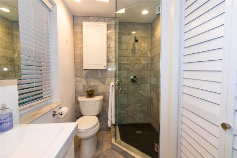 Villa ou maison à vendre à Fort Lauderdale, Floride: 4 chambres, 153.2 m2 № 1941971 - photo 12