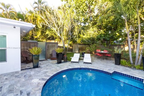 Villa ou maison à vendre à Fort Lauderdale, Floride: 4 chambres, 153.2 m2 № 1941971 - photo 21