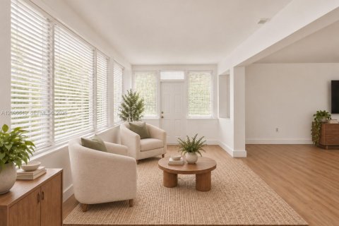 House in Miami, Florida 3 bedrooms, 137.03 sq.m. № 2392114 - photo 7