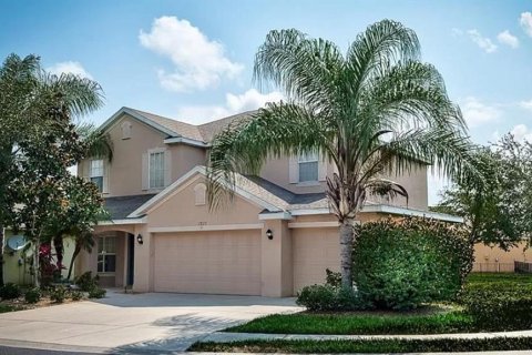 House in Punta Gorda, Florida 4 bedrooms, 228.08 sq.m. № 1871107 - photo 1