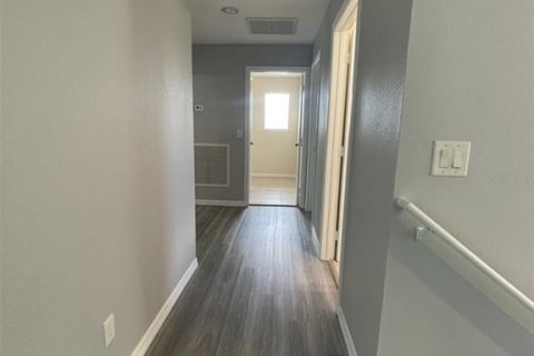 House in Punta Gorda, Florida 4 bedrooms, 228.08 sq.m. № 1871107 - photo 20