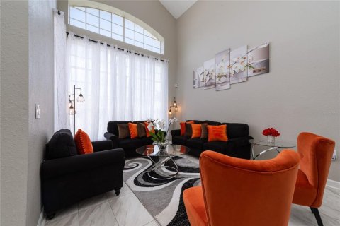 Casa en alquiler en Kissimmee, Florida, 4 dormitorios, 180.97 m2 № 1916834 - foto 2