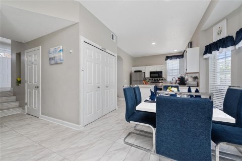 Casa en alquiler en Kissimmee, Florida, 4 dormitorios, 180.97 m2 № 1916834 - foto 7