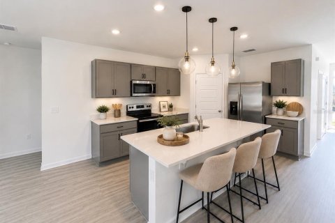 Villa ou maison à louer à Davenport, Floride: 4 chambres, 154.68 m2 № 2116480 - photo 3
