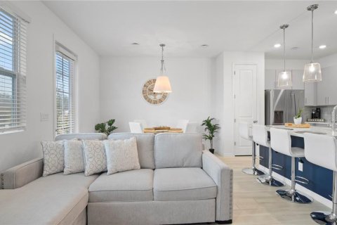 Townhouse in Davenport, Florida 3 bedrooms, 150.69 sq.m. № 1689855 - photo 6