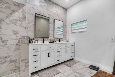 Villa ou maison à louer à Key Biscayne, Floride: 5 chambres № 1990828 - photo 25