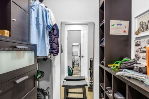 Villa ou maison à louer à Key Biscayne, Floride: 5 chambres № 1990828 - photo 23