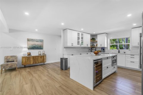 Villa ou maison à louer à Key Biscayne, Floride: 5 chambres № 1990828 - photo 15