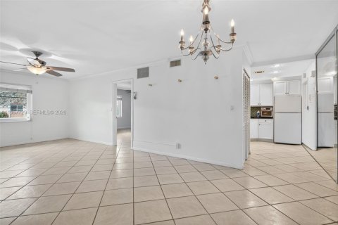 Copropriété à vendre à Wilton Manors, Floride: 1 chambre, 69.68 m2 № 2244112 - photo 4