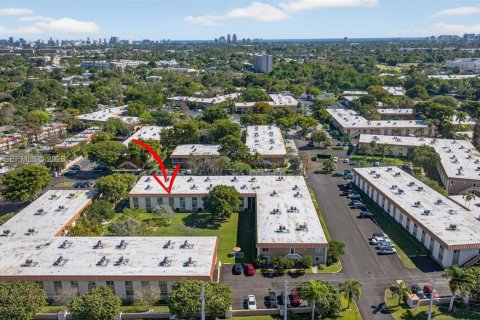 Copropriété à vendre à Wilton Manors, Floride: 1 chambre, 69.68 m2 № 2244112 - photo 13