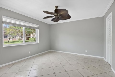 Copropriété à vendre à Wilton Manors, Floride: 1 chambre, 69.68 m2 № 2244112 - photo 9