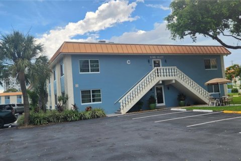 Copropriété à vendre à Wilton Manors, Floride: 1 chambre, 69.68 m2 № 2244112 - photo 15