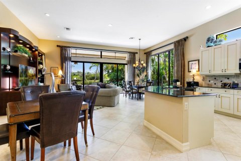 House in West Palm Beach, Florida 3 bedrooms, 230.96 sq.m. № 2158319 - photo 18