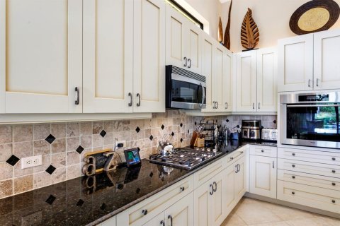 House in West Palm Beach, Florida 3 bedrooms, 230.96 sq.m. № 2158319 - photo 16
