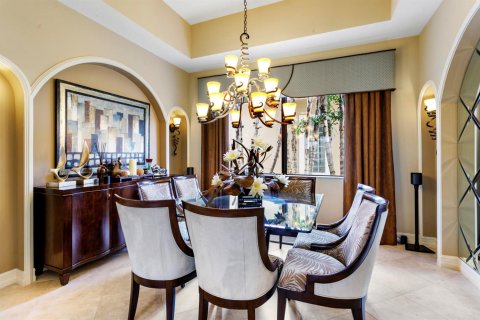 House in West Palm Beach, Florida 3 bedrooms, 230.96 sq.m. № 2158319 - photo 9