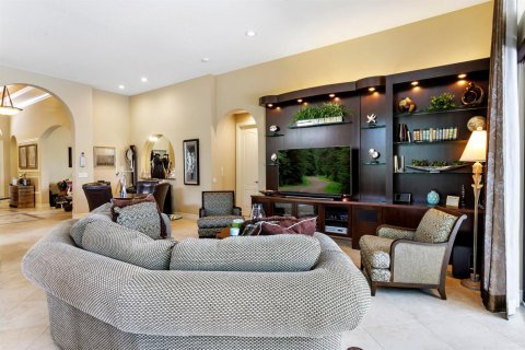 House in West Palm Beach, Florida 3 bedrooms, 230.96 sq.m. № 2158319 - photo 10