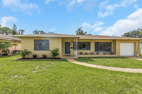 Casa en Clearwater, Florida 3 dormitorios, 141.95 m2 № 2369358