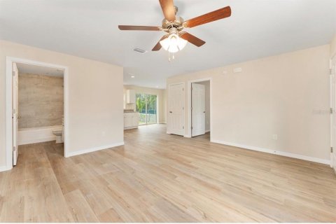 House in Dunnellon, Florida 3 bedrooms, 102.1 sq.m. № 2214187 - photo 7