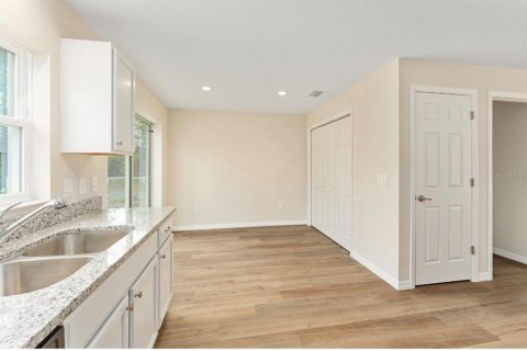 House in Dunnellon, Florida 3 bedrooms, 102.1 sq.m. № 2214187 - photo 5
