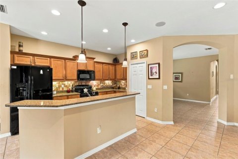 Villa ou maison à vendre à New Port Richey, Floride: 4 chambres, 191.01 m2 № 2401103 - photo 26