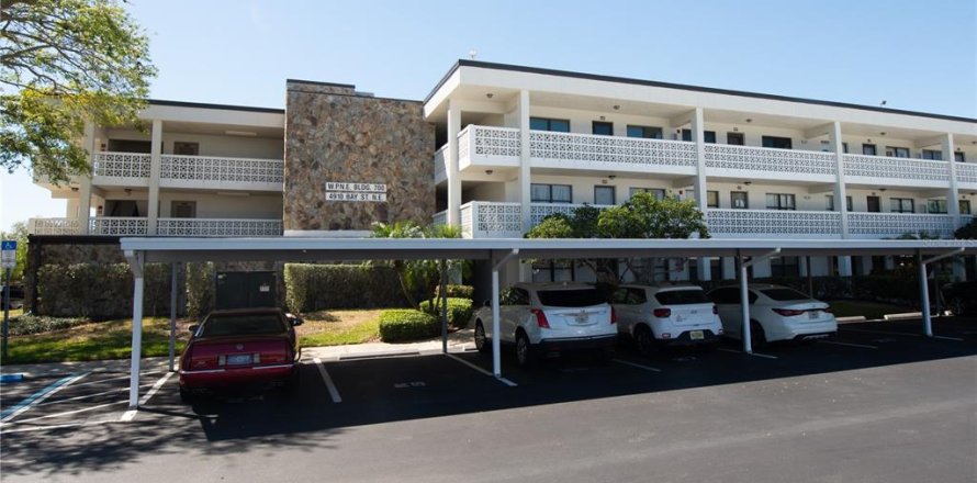 Condominio en Saint Petersburg, Florida, 2 dormitorios  № 1590164