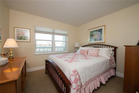 Condominio en venta en Saint Petersburg, Florida, 2 dormitorios, 95.22 m2 № 1590164 - foto 15