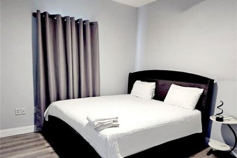 Appartement à louer à Tampa, Floride: 4 chambres, 111.11 m2 № 2093630 - photo 2