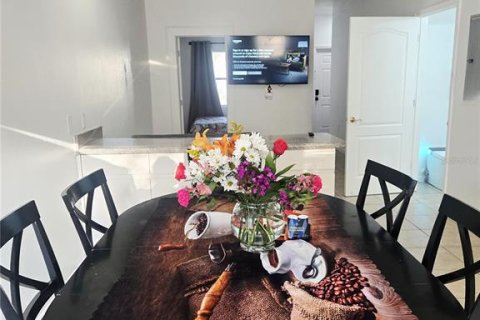 Appartement à louer à Tampa, Floride: 4 chambres, 111.11 m2 № 2093630 - photo 4