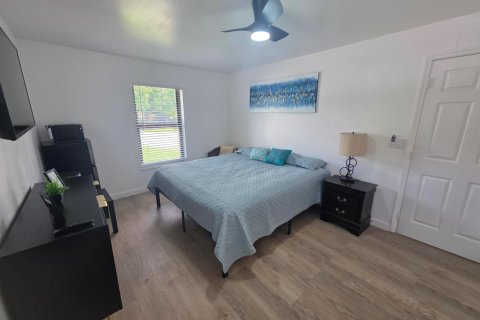 Immobilier commercial à louer à Delray Beach, Floride: 1 chambre, 27.87 m2 № 2422173 - photo 2