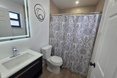 Immobilier commercial à louer à Delray Beach, Floride: 1 chambre, 27.87 m2 № 2422173 - photo 5