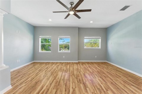 Casa en venta en Lutz, Florida, 3 dormitorios, 196.12 m2 № 1873233 - foto 12