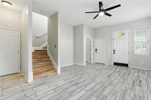 Casa en venta en Lutz, Florida, 3 dormitorios, 196.12 m2 № 1873233 - foto 9