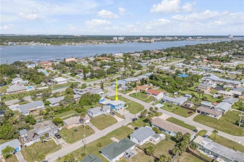 Casa en venta en Daytona Beach, Florida, 3 dormitorios, 102.29 m2 № 1815428 - foto 5
