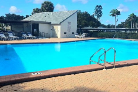 Copropriété à vendre à Palm Harbor, Floride: 2 chambres, 91.04 m2 № 2105989 - photo 19