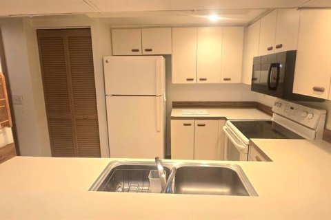 Copropriété à vendre à Palm Harbor, Floride: 2 chambres, 91.04 m2 № 2105989 - photo 8