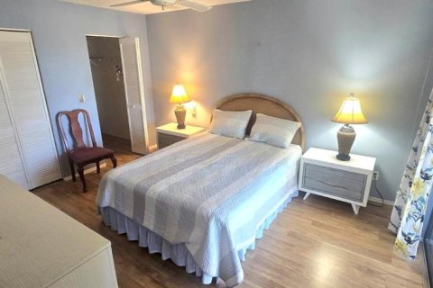 Copropriété à vendre à Palm Harbor, Floride: 2 chambres, 91.04 m2 № 2105989 - photo 10
