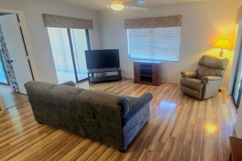 Copropriété à vendre à Palm Harbor, Floride: 2 chambres, 91.04 m2 № 2105989 - photo 4