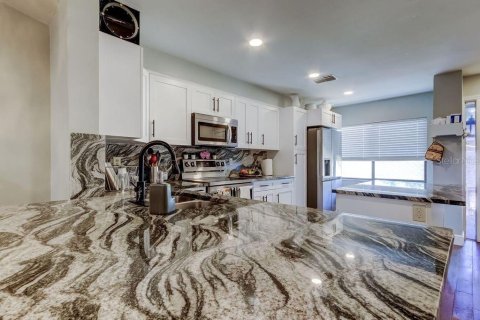 Copropriété à vendre à Clearwater, Floride: 2 chambres, 113.9 m2 № 2152086 - photo 9