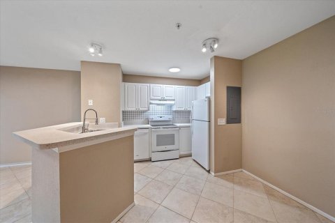Купить кондоминиум в Сарасота, Флорида 3 комнаты, 53.51м2, № 1902516 - фото 9
