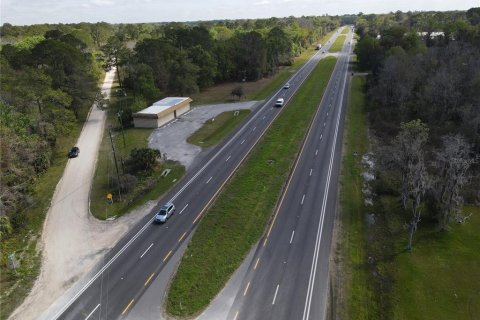 Commercial property in Micanopy, Florida 202.9 sq.m. № 923613 - photo 10