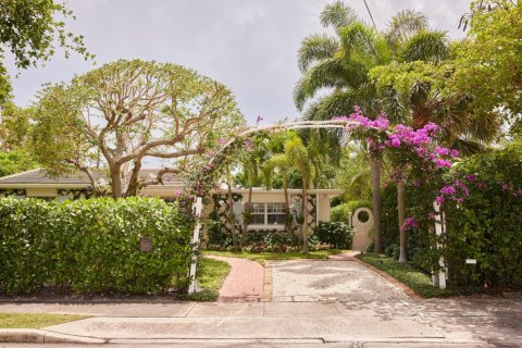 Casa en alquiler en West Palm Beach, Florida, 3 dormitorios, 143.91 m2 № 1222631 - foto 1