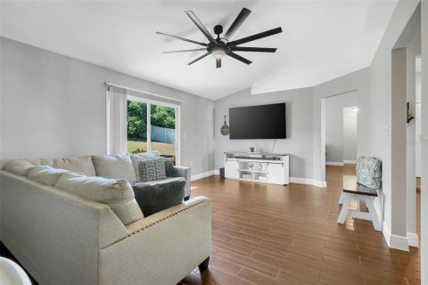 Casa en venta en Ocoee, Florida, 3 dormitorios, 139.54 m2 № 1911025 - foto 7