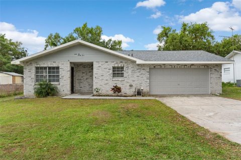 Casa en venta en Auburndale, Florida, 3 dormitorios, 140.1 m2 № 1630089 - foto 1