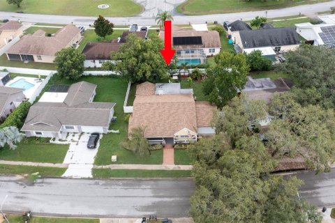 House in Hudson, Florida 3 bedrooms, 166.02 sq.m. № 1844406 - photo 2