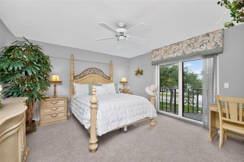 Condo in Englewood, Florida, 2 bedrooms № 2298249 - photo 18